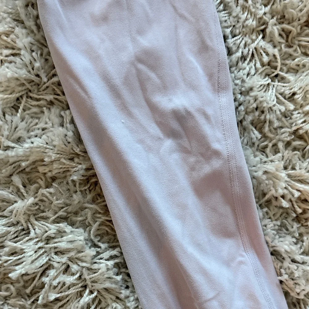 Lululemon Lilac High Rise Leggings Size 2 Yoga Gym Workout